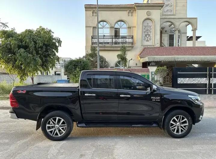 Toyota Hilux Revo